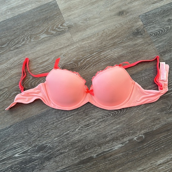 Lined Demi bra from VS - Picture 1 of 4